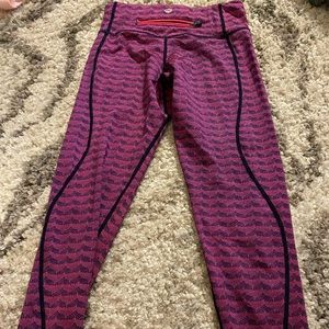 Vineyard vine pants pink